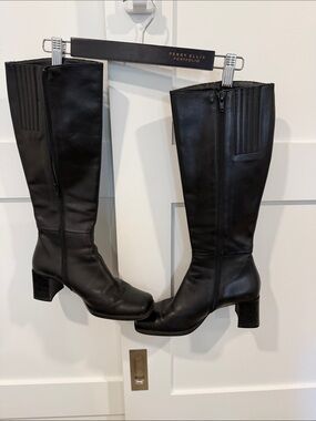 Sudini Black Leather Knee-High Block Heel Boots